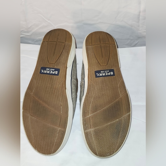 SOLD - Picture 4 of 8